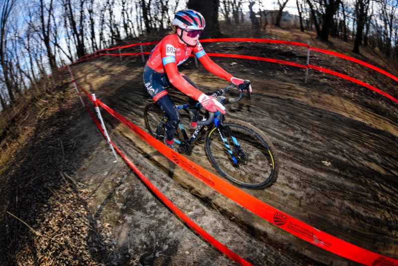 144017_810_3593